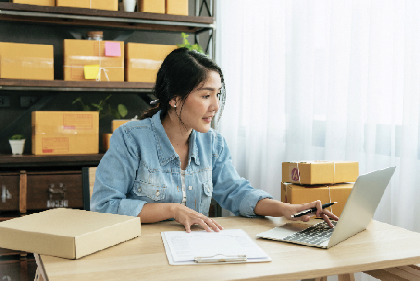 What is makro marketplace all about?